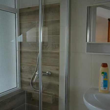 House Arena Beach Apartment